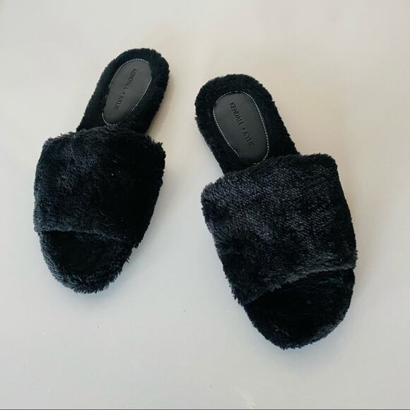 KENDALL & KYLIE Black Faux Fur Fuzzy Chloe Slide Sandals Slippers 6 Y2K 90s - Picture 7 of 7